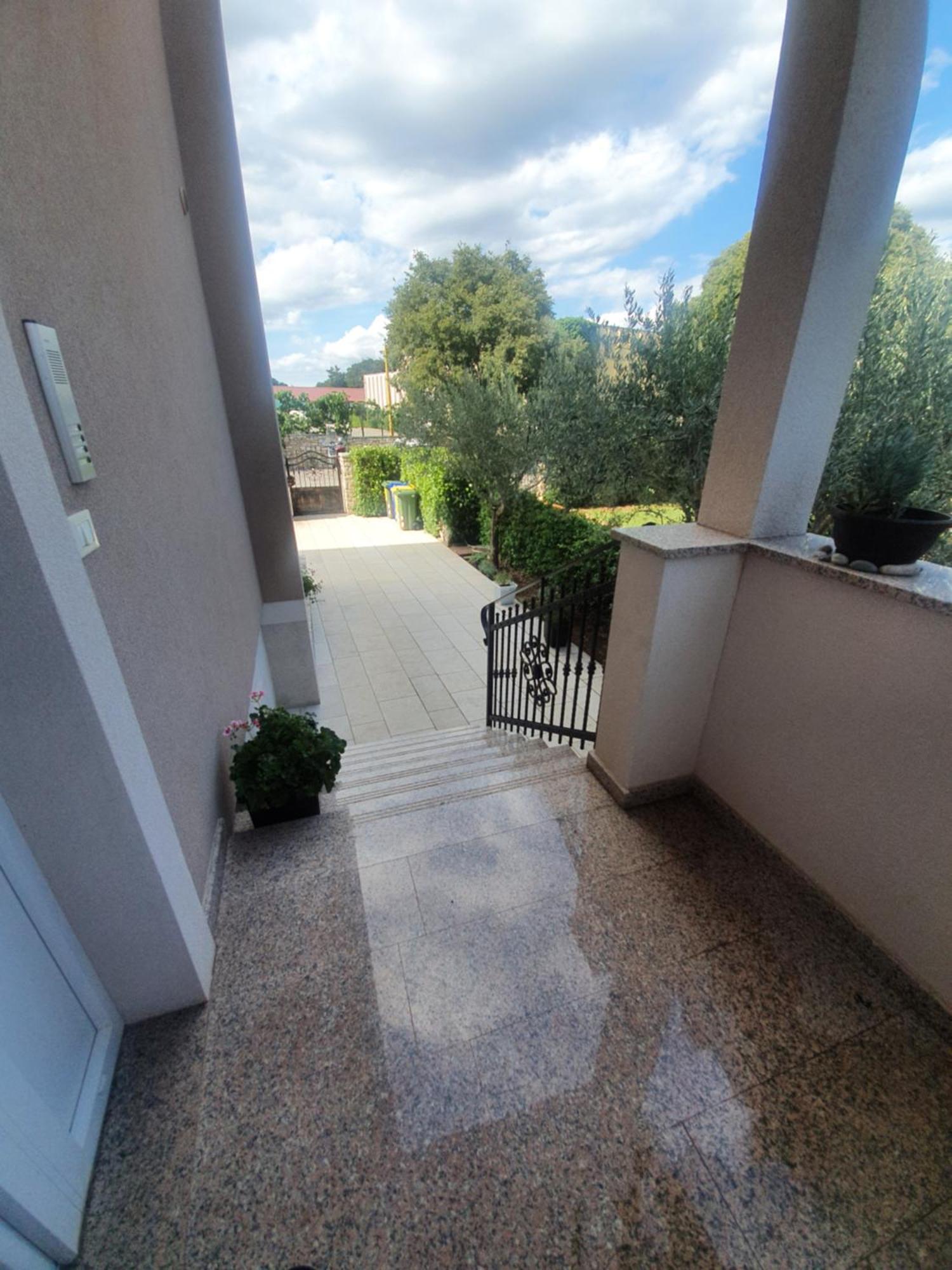 Apartment And Room Marlen Rovinjsko Selo Exterior photo